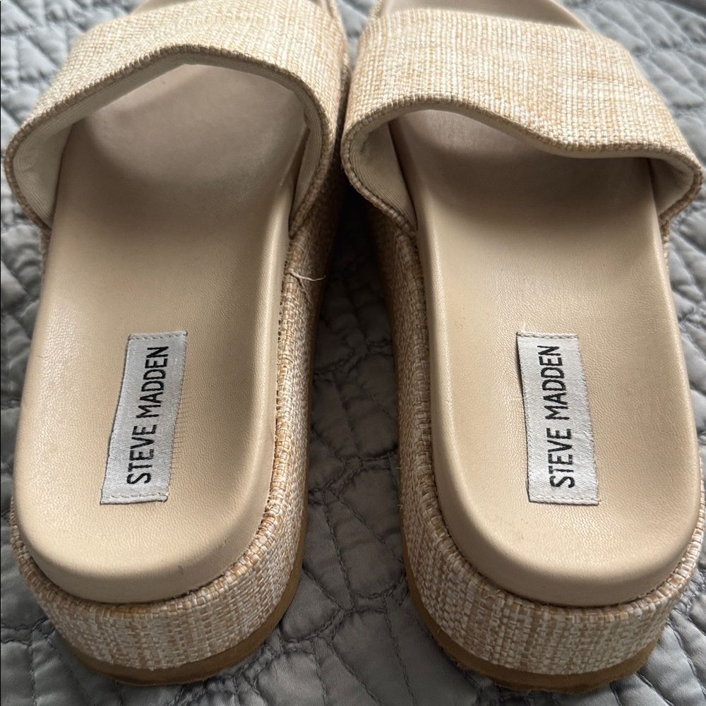 Steve Madden Kasper Woven Slide Sandals in Natural Size 7.5 Worn once! - Picture 6 of 7